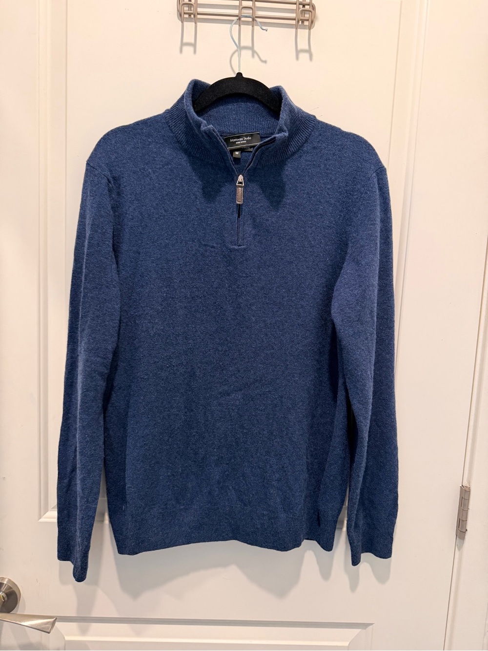 Mantovani Studio Quarter
Zip Sweater Size M Blue
Cashmere